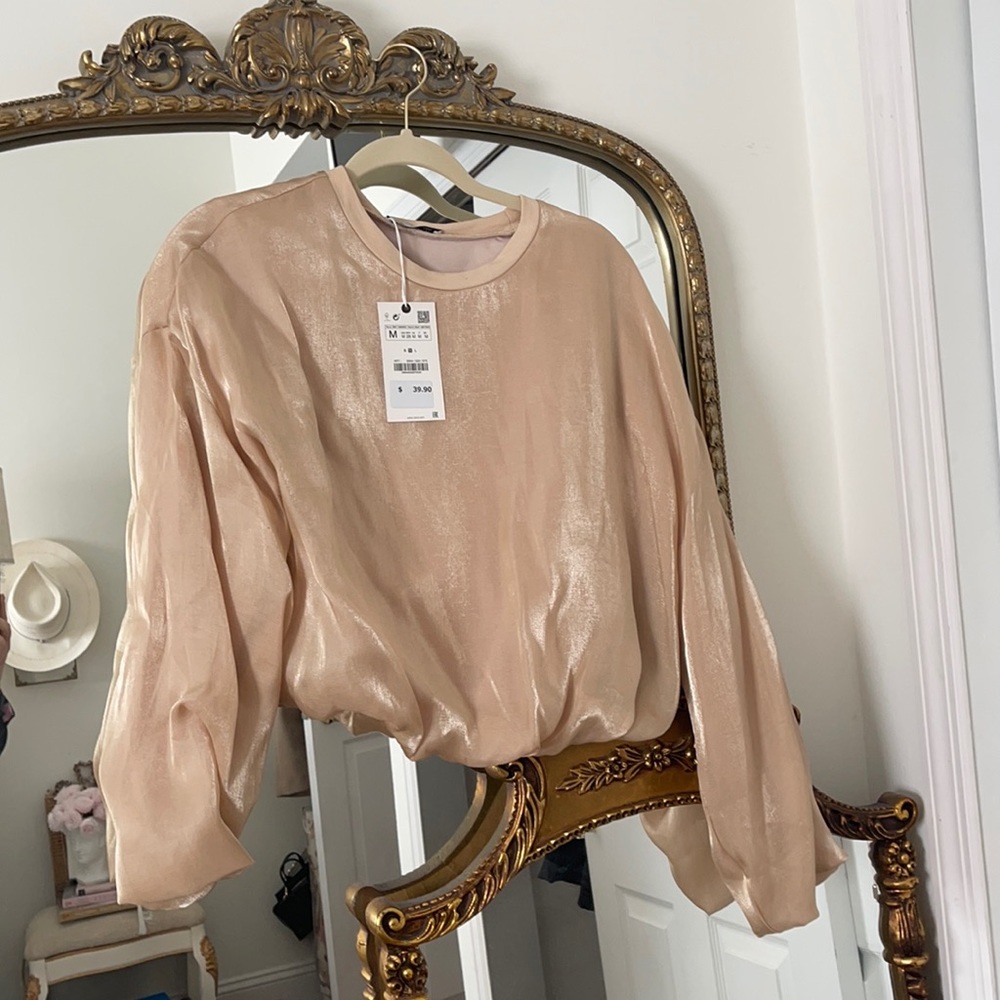Zara pullover NWT